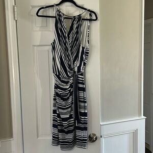 Jessica Simpson jersey material faux wrap dress